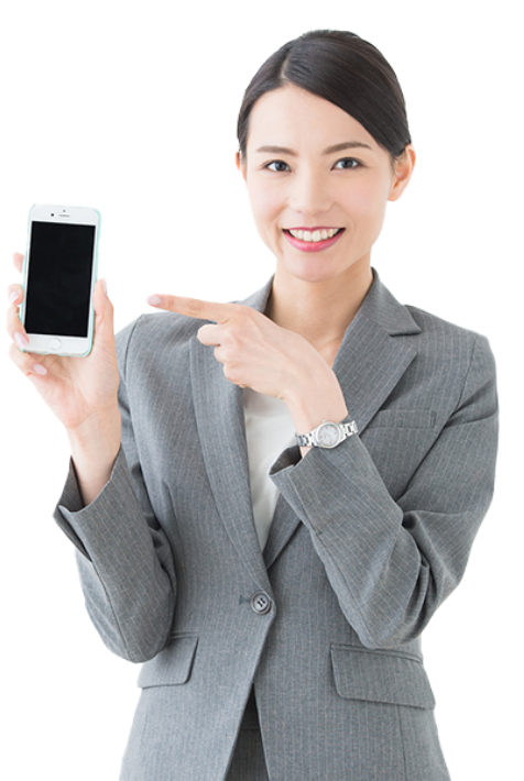 スマホを持った女性の写真